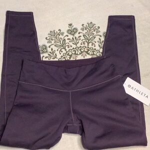 Athleta Women’s Alpine Valley Tight Size Small